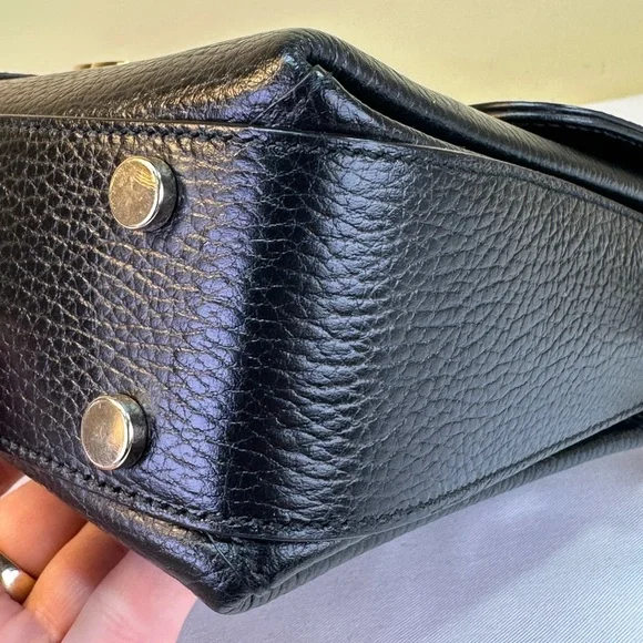 Gucci Interlocking G grained calfskin gold HDW top handle detachable strap COA - Picture 10 of 17